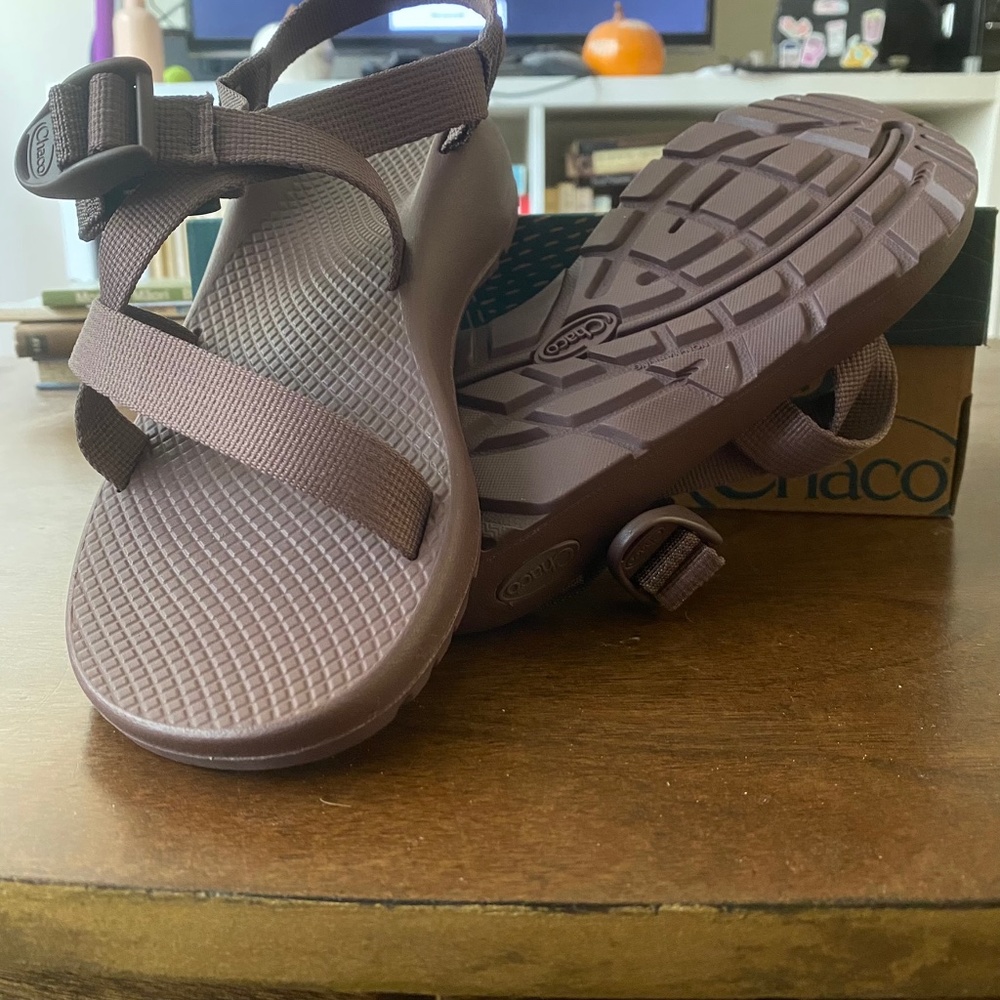 NIB Chacos Z/1 Classic sandals in peppercorn